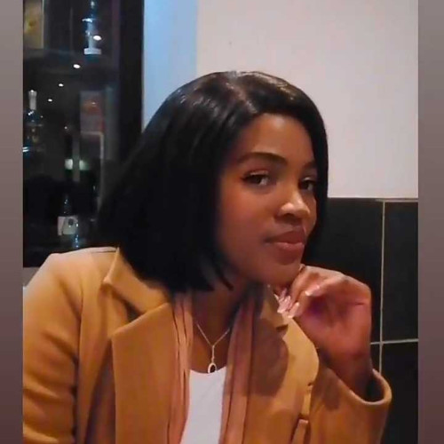 zoey k. profile photo