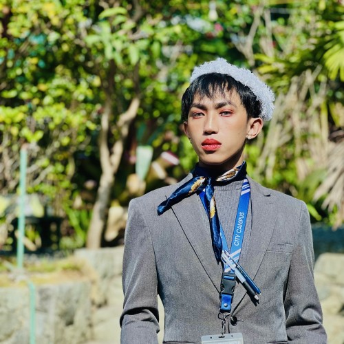 Renz Louie L.
