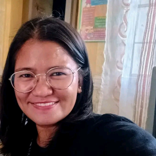 Leni C. profile photo