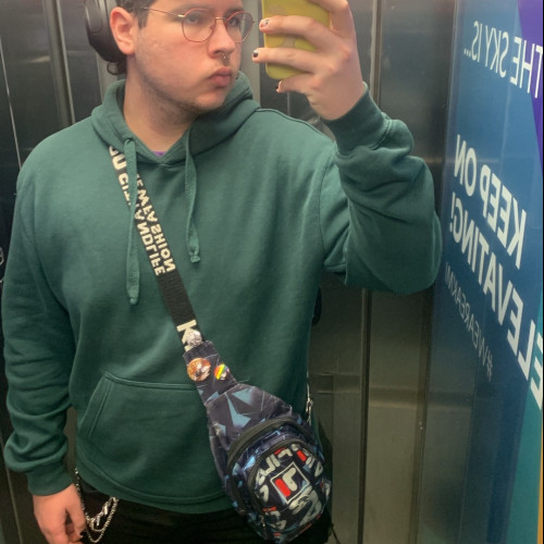 Max L.