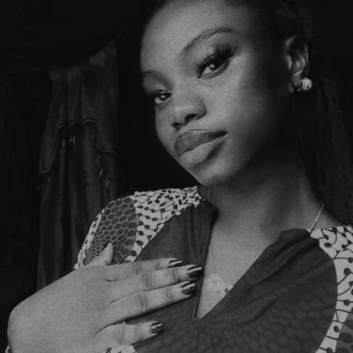 Vee R. profile photo