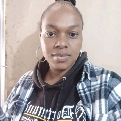 Thuli M. profile photo