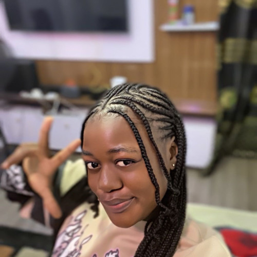 Kira b.