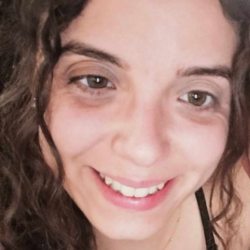 Joana V.