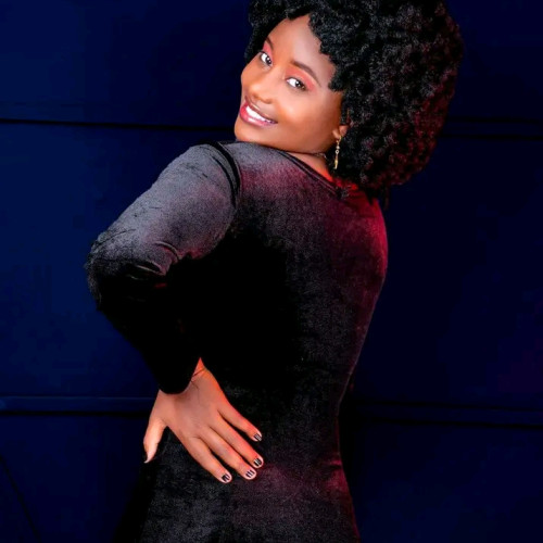 Kintty Caroline  C. profile photo