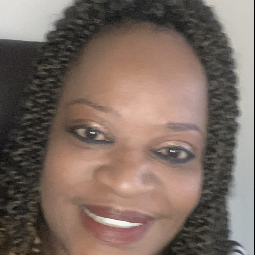Leslie B. profile photo