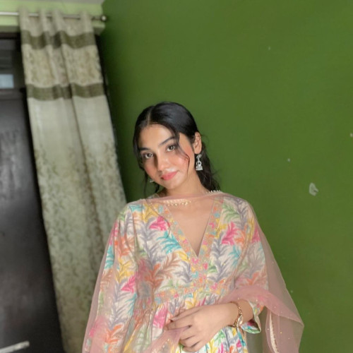  Nilaakshi V. profile photo