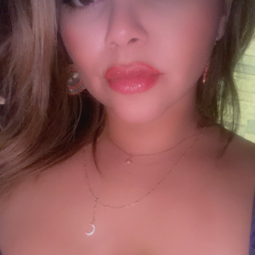 Nayeli B.