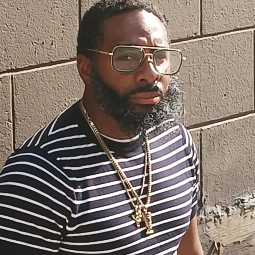 LARENZO B. profile photo