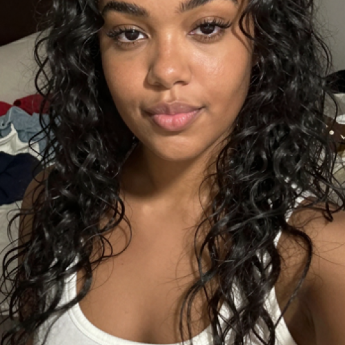 Isabela  P. profile photo