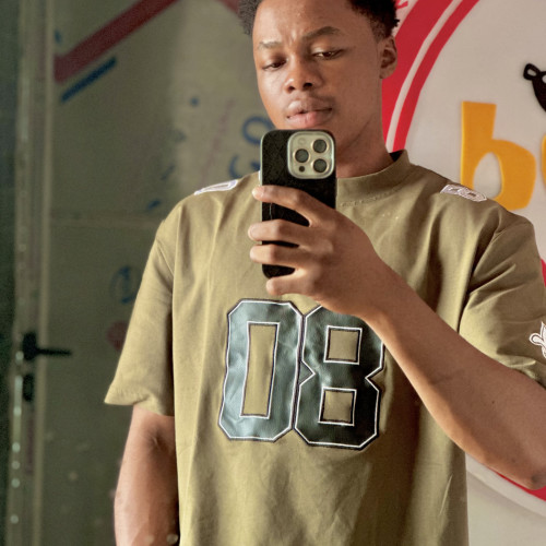 Oliver  F. profile photo