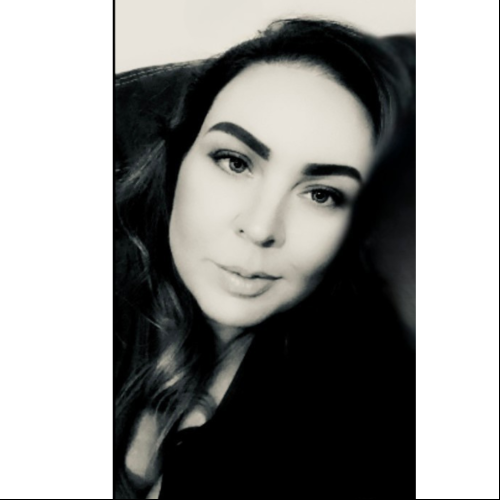 Laura M. profile photo