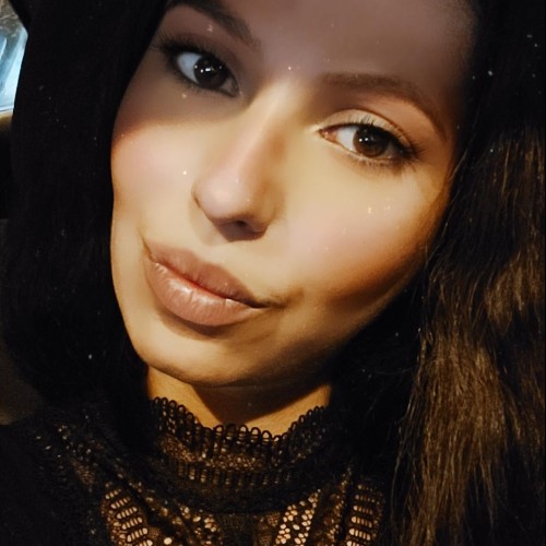 Elena D.