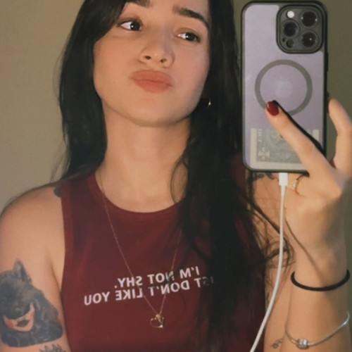 Isabel D.