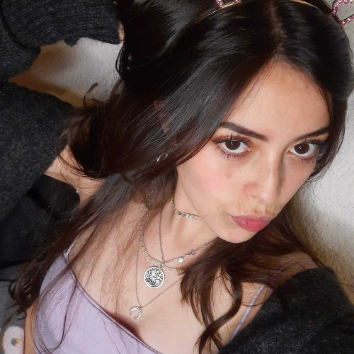 andrea q. profile photo