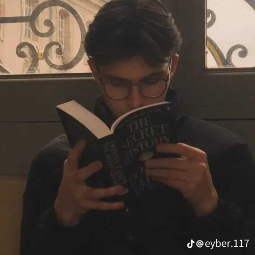 cristopher v. profile photo