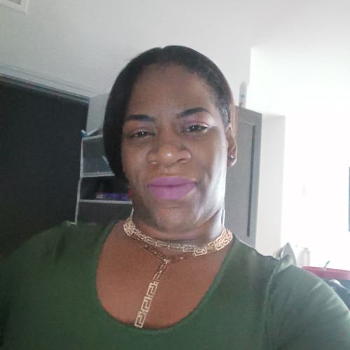 Dezzi D. profile photo
