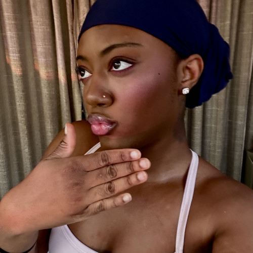 Makiyah H. profile photo