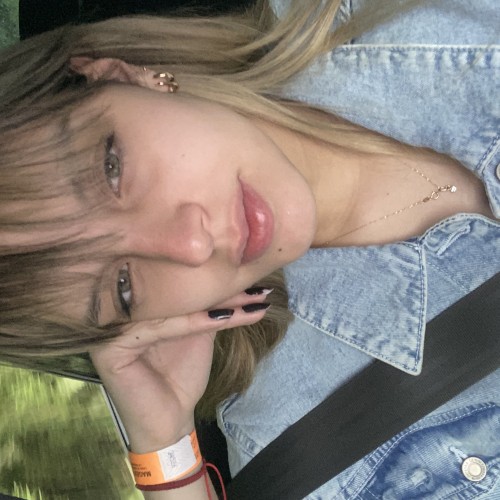 manuela c. profile photo