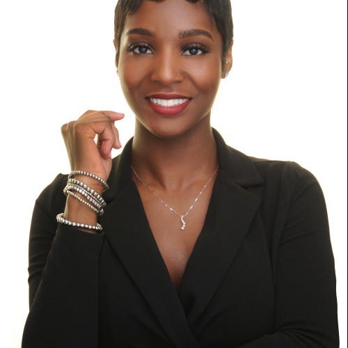 Dominique E.