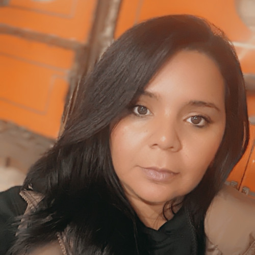 Leslie G.