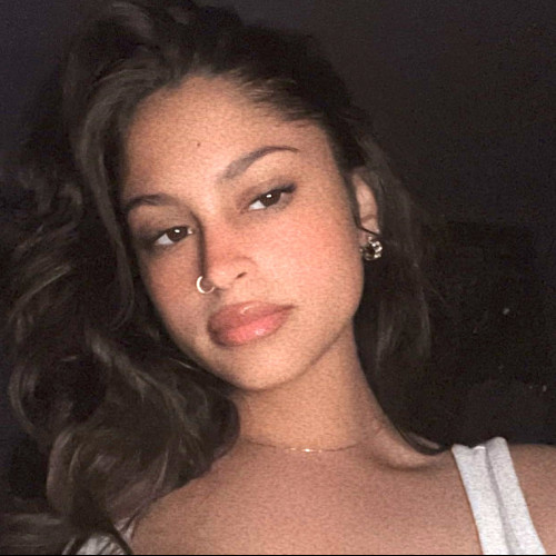 Ariadne K. profile photo