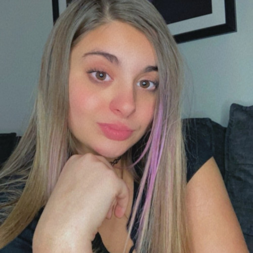 Taryn S.
