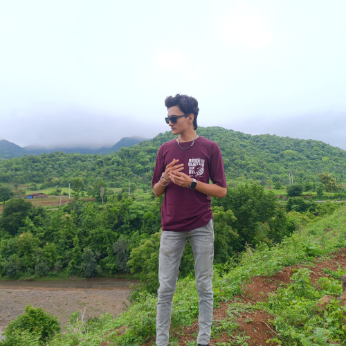 vansh  d. profile photo