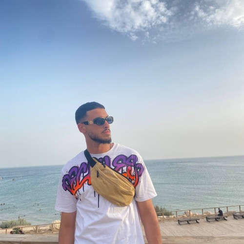 Sultan  B.