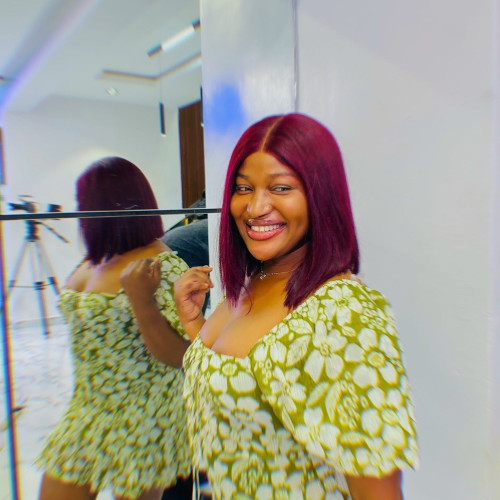 Bisola T. profile photo