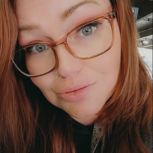 Holly W. profile photo