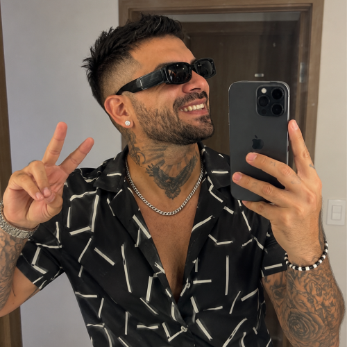 Charly  S. profile photo