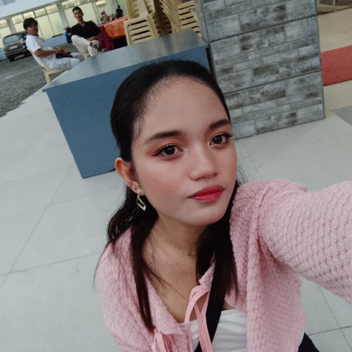 Rosamae M. profile photo