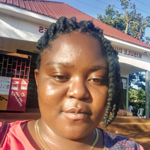 Basirika L. profile photo