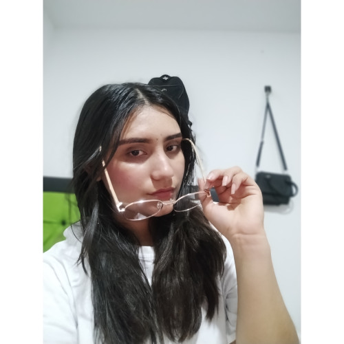 Dani S.