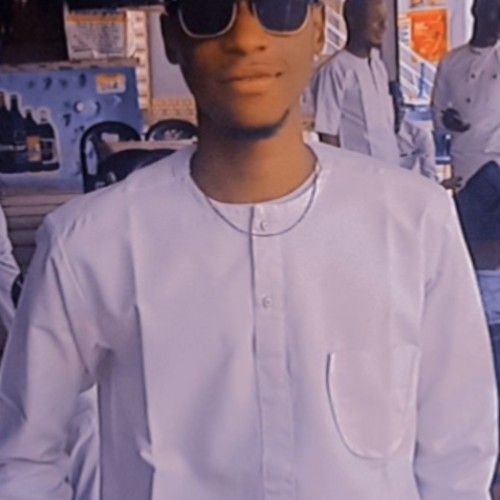 Ayomide  A.