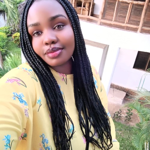 Iyvonne K.