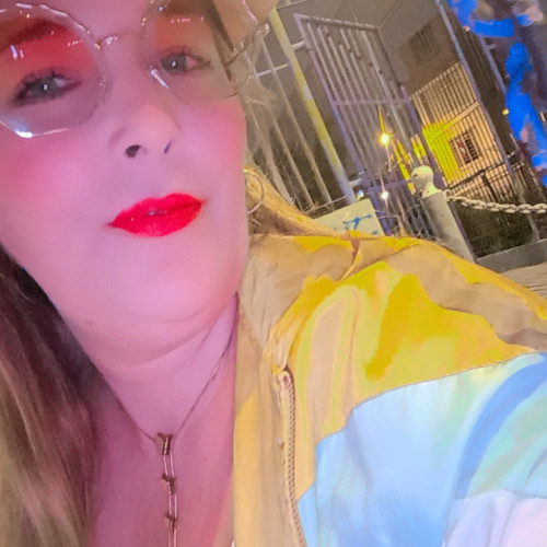 Cristal  L. profile photo