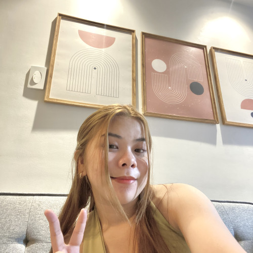 Nicee E. profile photo
