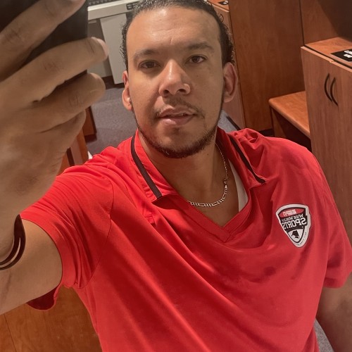 Amine E. profile photo