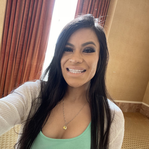 Veronica M. profile photo