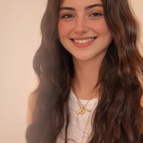  Silvia J. profile photo