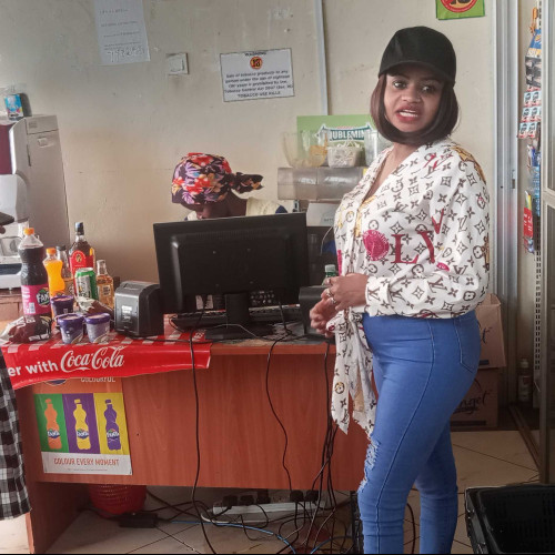 peris w. profile photo