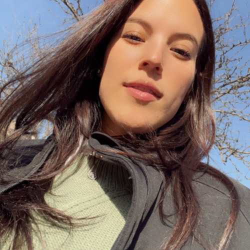 Marcela  R.