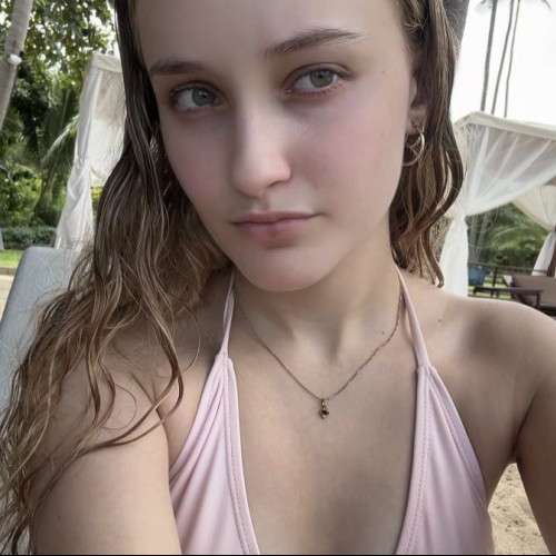 Rosie L. profile photo