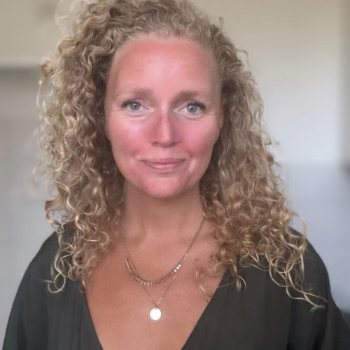 Kimberley v. profile photo