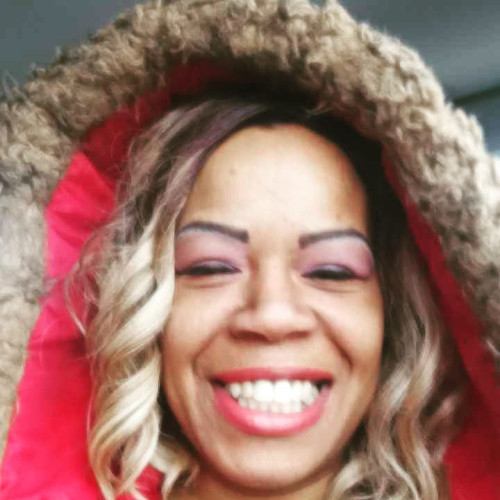 Dee S.