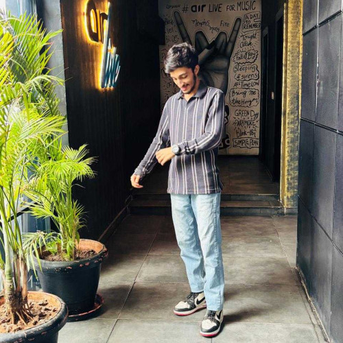 Abhinav M.