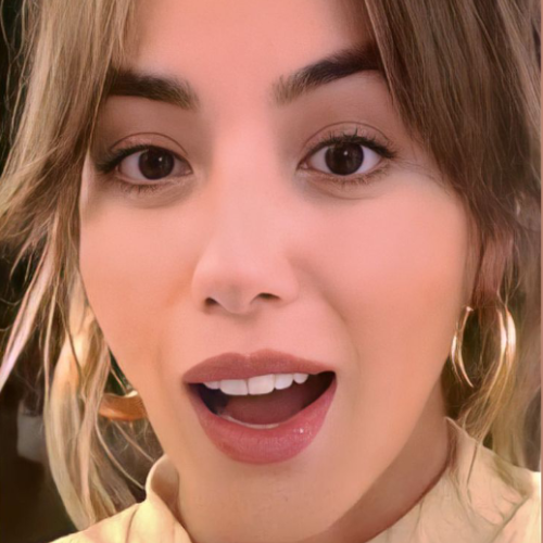 Chloe B.