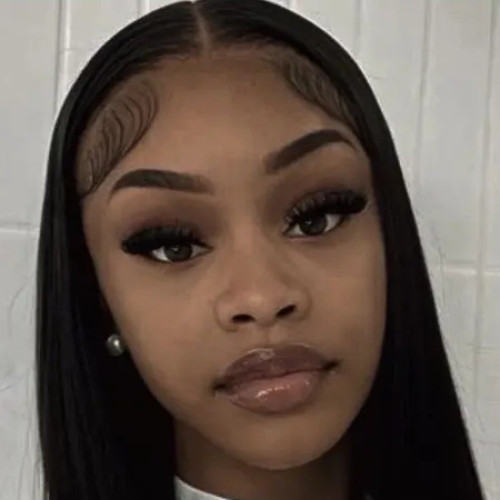 Junia L. profile photo